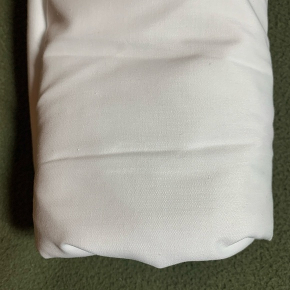 New white cotton fabric. Approximately 5 yards. 46” wide. - Picture 5 of 5